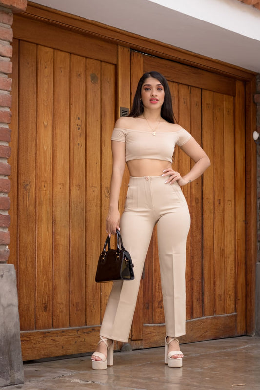 Terno blusa y pantalon.Suit blouse and pants.